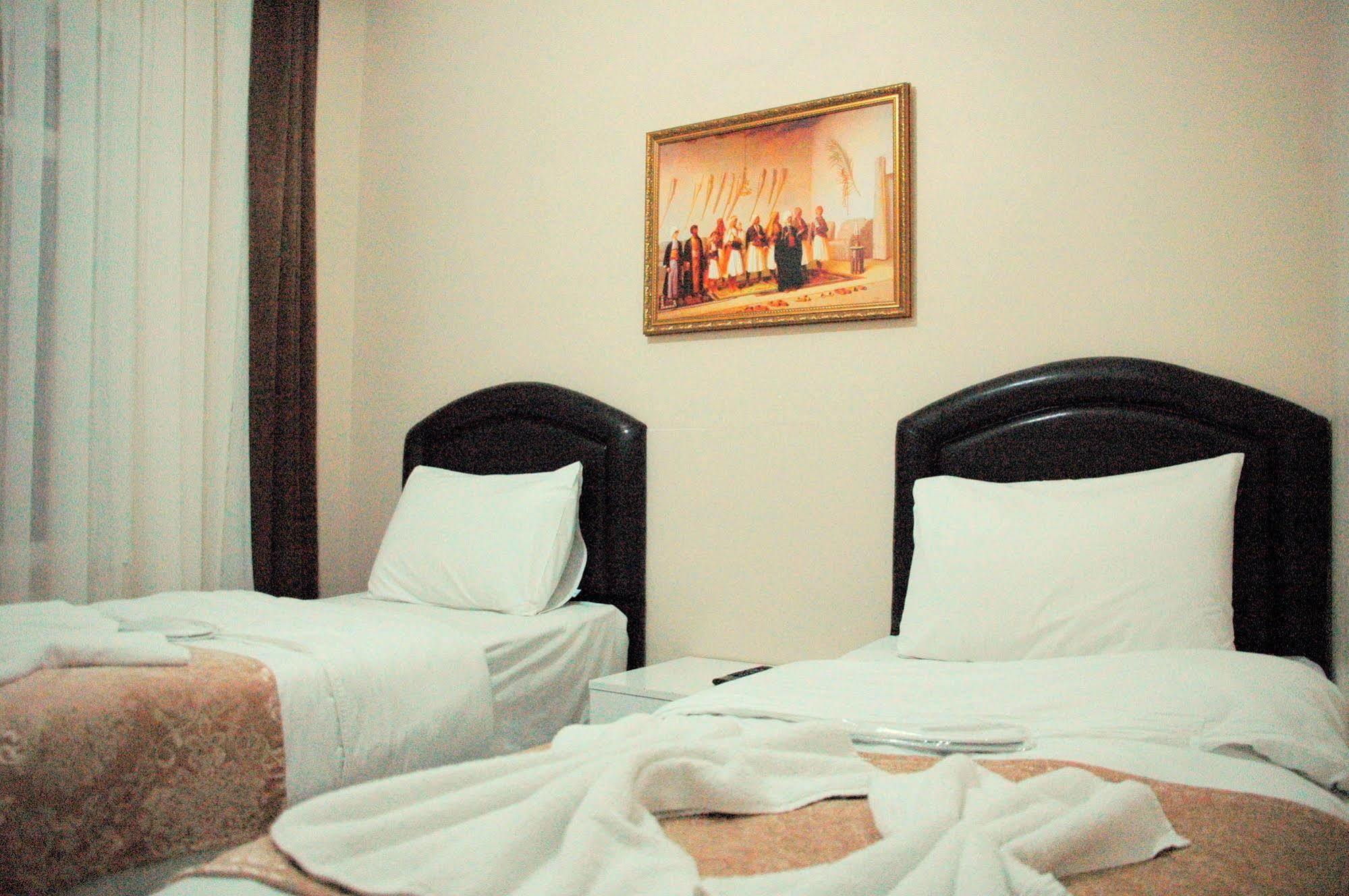 Tolga Hotel Стамбул Экстерьер фото